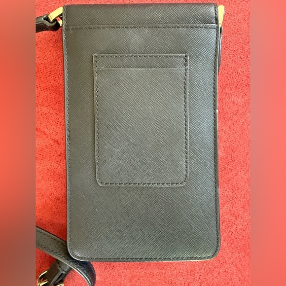 Kate Spade ns flap phone cross body purse. NWOT, black. Adjustable strap. - Picture 3 of 6